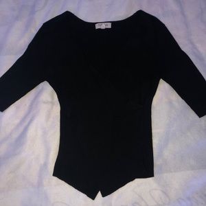 Mid Sleeve Low cut Thick Cotton shirt